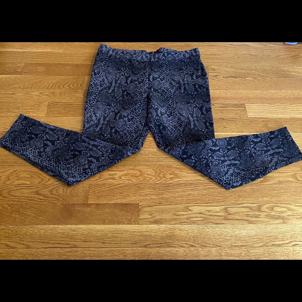 snake skin inspired leggings